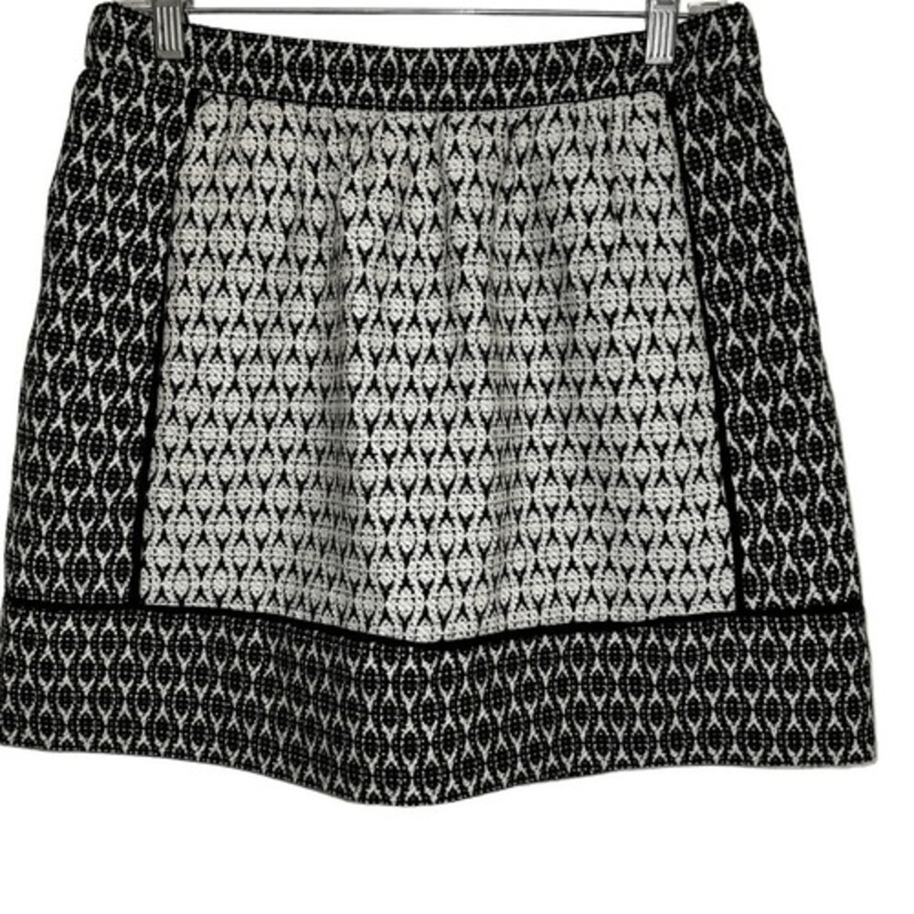 J. CREW Black & White‎ Textured Block Print Mini Skirt With Pockets EUC Size 8 - Picture 2 of 9